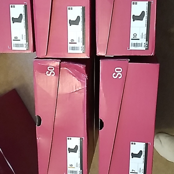 NIB Women's SO black Abigail button boots π’ sizes 6, 10 - Picture 9 of 14